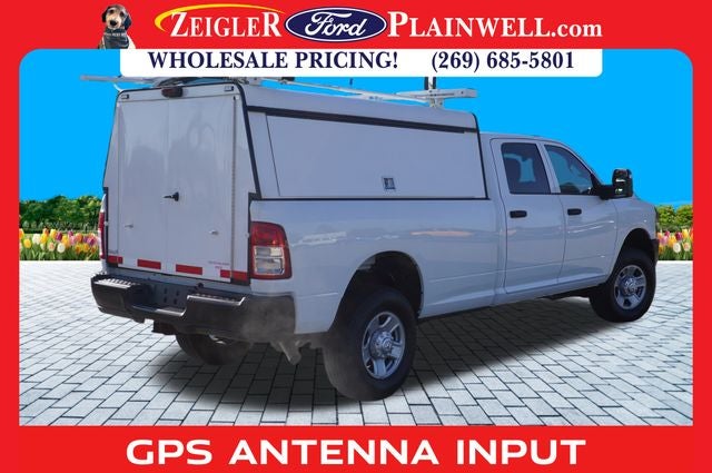 2023 RAM 3500 Tradesman CREW CAB 4X4 6.4L V8 REAR TOPPER