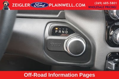 2023 RAM 3500 Tradesman 4x4 CREW CAB LONG BOX 6.4L V8 Navigation HD Vinyl