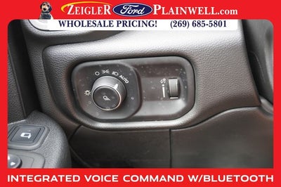 2023 RAM 3500 Tradesman 4x4 CREW CAB LONG BOX 6.4L V8 Navigation HD Vinyl