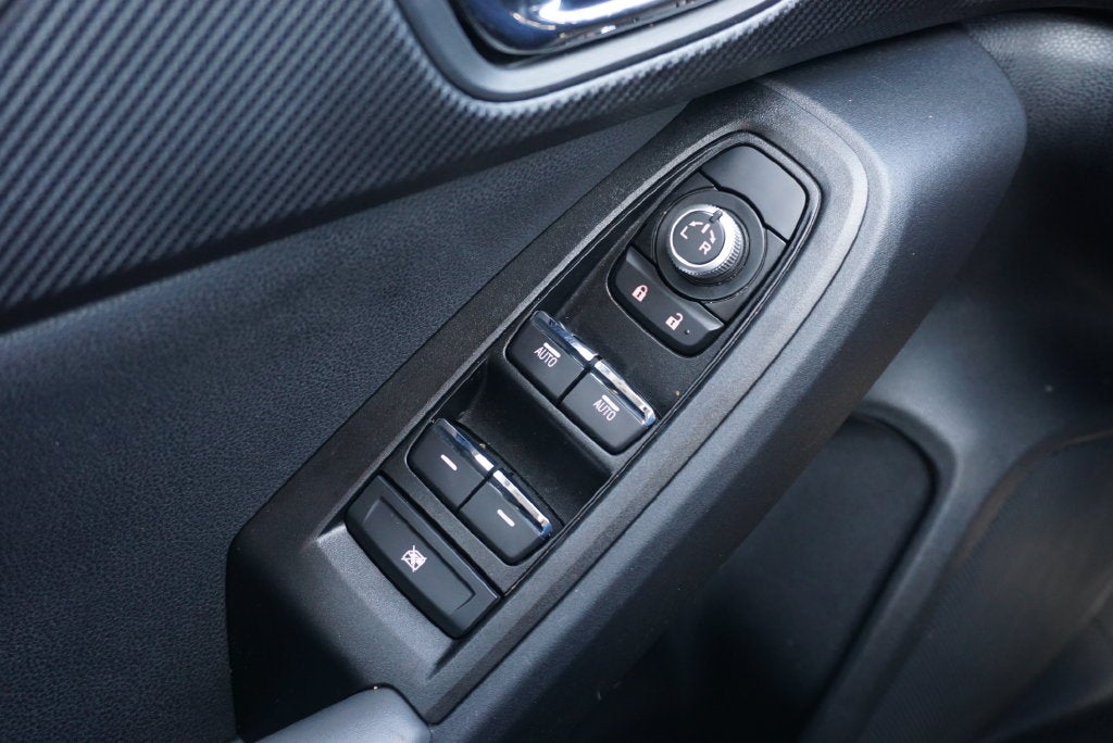 2025 Subaru Crosstrek Limited AWD LEATHER REAR CAMERA