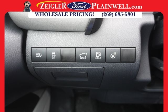 2023 Toyota Camry Hybrid SE