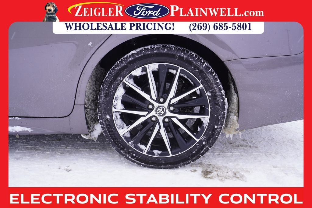 2023 Toyota Camry Hybrid SE