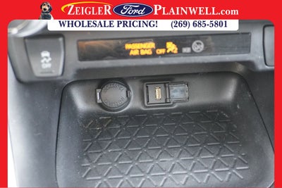 2022 Toyota RAV4 Hybrid XLE AWD Power Moonroof Rear Camera