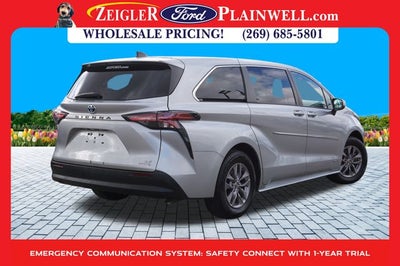2021 Toyota Sienna LE 8 Passenger