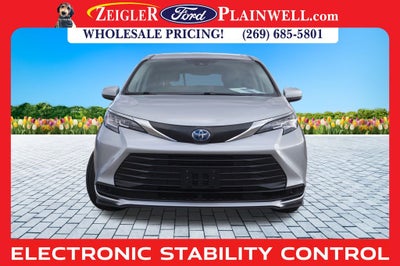 2021 Toyota Sienna LE 8 Passenger