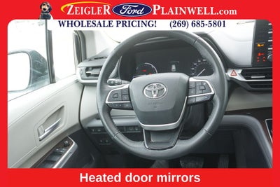 2023 Toyota Sienna XLE 7 Passenger