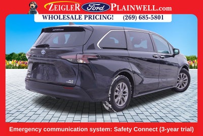 2023 Toyota Sienna XLE 7 Passenger
