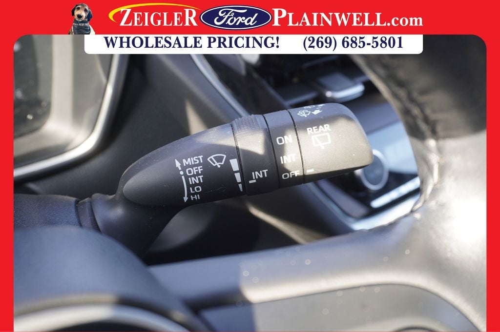 2023 Toyota Corolla Cross XLE AWD MOONROOF HEATED LEATHER BLIS REAR CAMERA