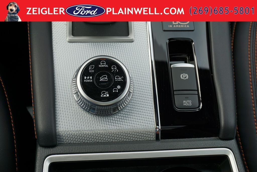 2023 Mitsubishi Outlander PHEV 40th Anniversary