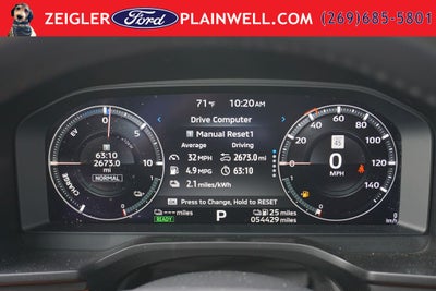 2023 Mitsubishi Outlander PHEV 40th Anniversary