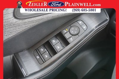 2022 Nissan Rogue SV AWD Rear Parking Sensors Remote keyless entry Rea