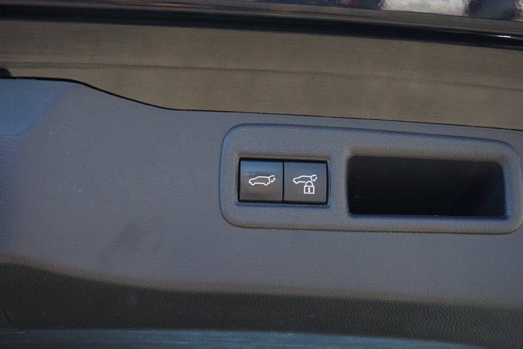 2023 Toyota Venza XLE Hybrid AWD Power Moonroof Blis Rear Camera