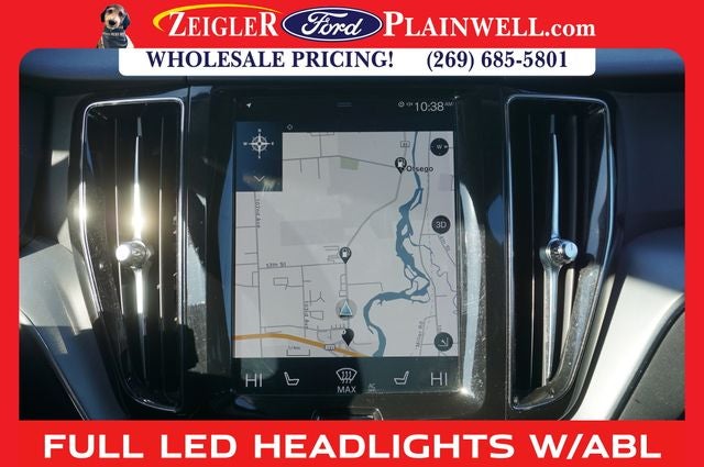 2018 Volvo XC60 T6 Momentum AWD Pano Roof NAV H Leather Vision & Advanced HUD