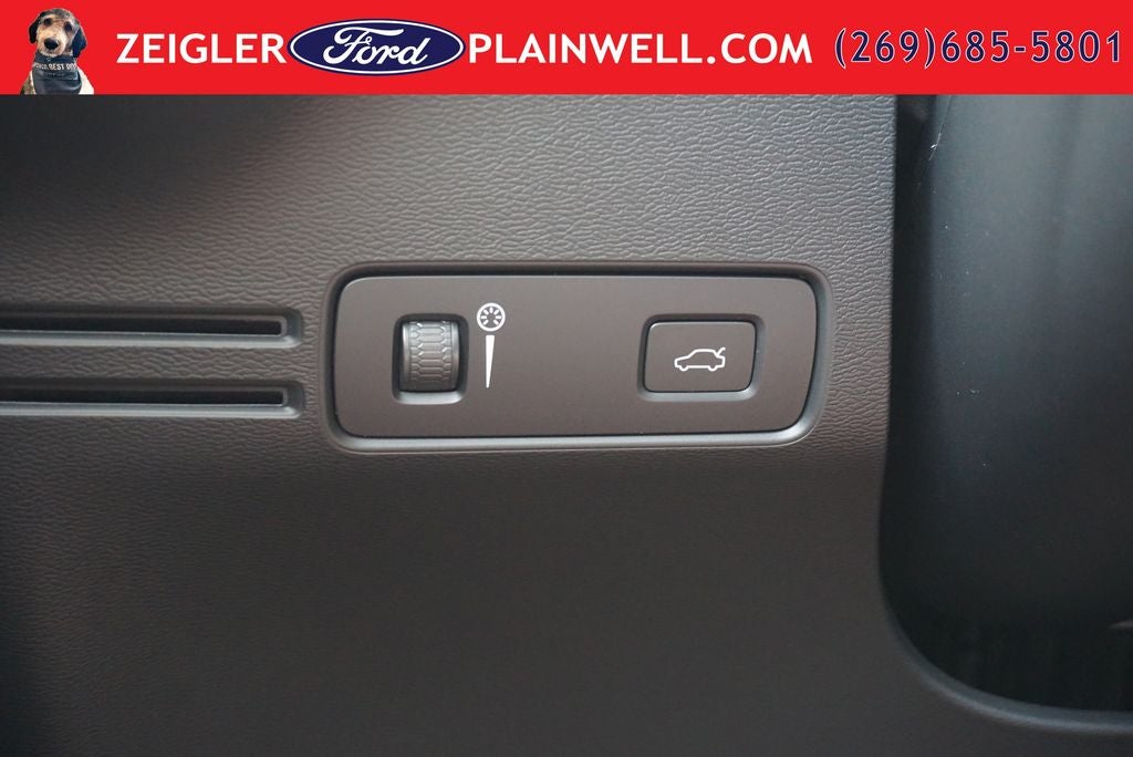 2022 Volvo XC40 Recharge Pure Electric P8 Plus