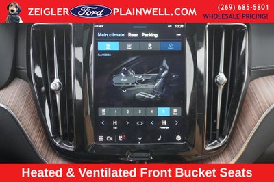 2023 Volvo XC60 B5 Ultimate Bright Theme PANORAMIC ROOF AWD HEATED LEATHER REAR CAMERA