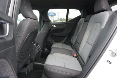 2024 Volvo XC40 B5 Core AWD NAVIGATION HEATED SEATS RAR CAMERA
