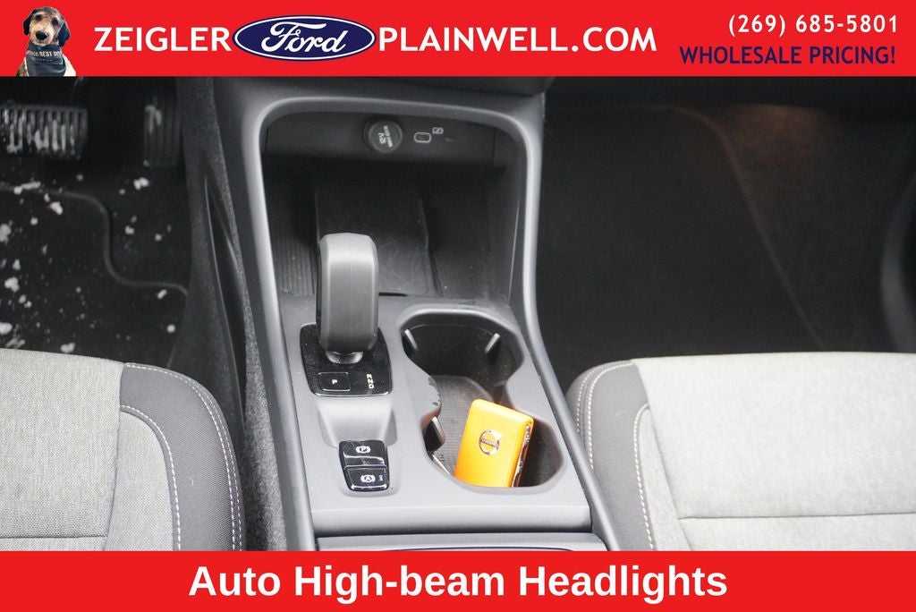 2024 Volvo XC40 B5 Core AWD