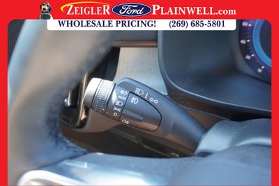 2023 Volvo XC40 B5 Plus Dark Theme AWD HEATED LEATHER POWER MOONROOF NAV