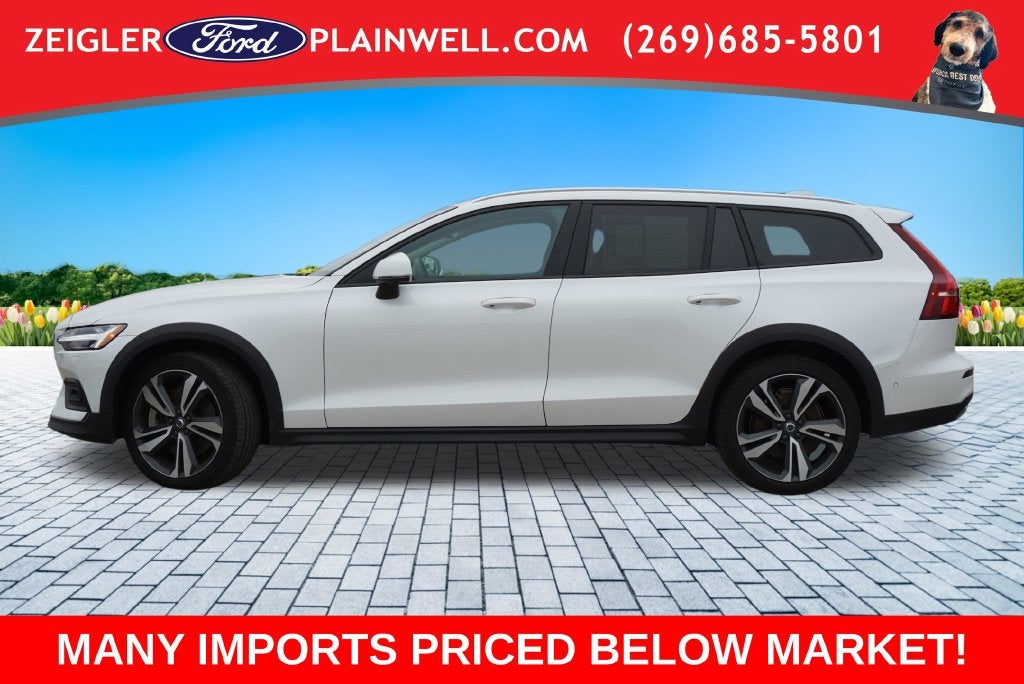2025 Volvo V60 Cross Country B5 Plus