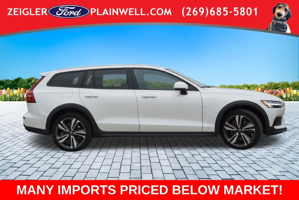 2025 Volvo V60 Cross Country B5 Plus