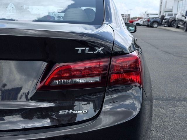 2017 Acura TLX w/Technology Package