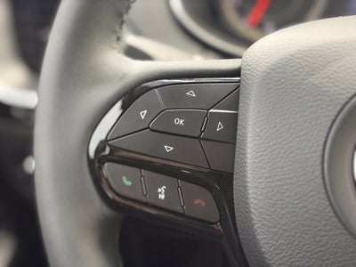 2023 Jeep Cherokee Altitude * Certified Pre-Owned *