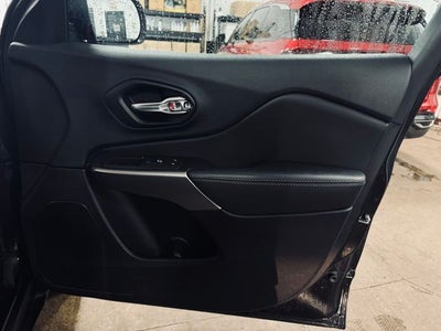 2022 Jeep Cherokee Latitude Lux 4x4