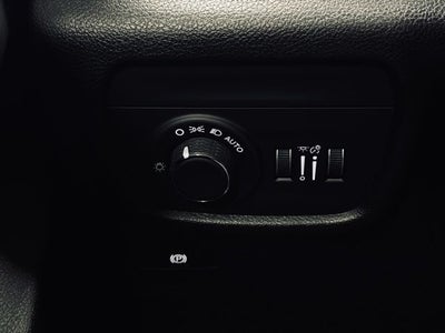 2023 Jeep Grand Cherokee Laredo 4x4