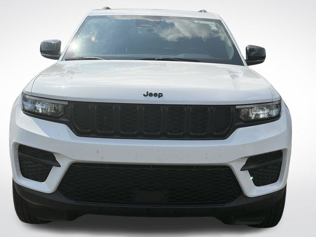 2025 Jeep Grand Cherokee Altitude * Certified Pre-Owned *