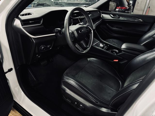 2023 Jeep Grand Cherokee Altitude 4x4