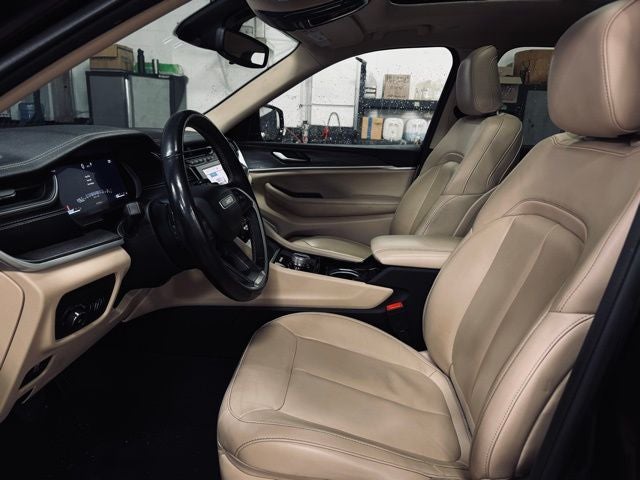 2022 Jeep Grand Cherokee L Limited 4x4