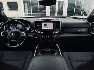 2022 RAM 1500 Big Horn Crew Cab 4x4 5'7' Box