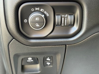 2025 RAM 1500 Laramie Crew Cab 4x4 5'7' Box