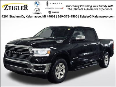 2022 RAM 1500 Laramie Crew Cab 4x4 5'7' Box