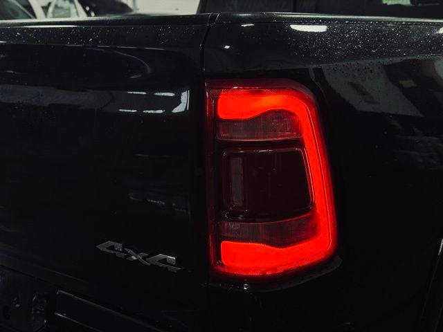 2022 RAM 1500 Laramie Crew Cab 4x4 5'7' Box