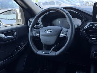 2024 Ford Escape Hybrid ST-Line Select