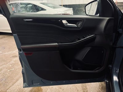 2024 Ford Escape Hybrid ST-Line Select