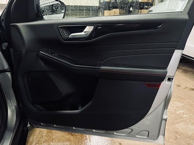 2023 Ford Escape ST-Line Elite