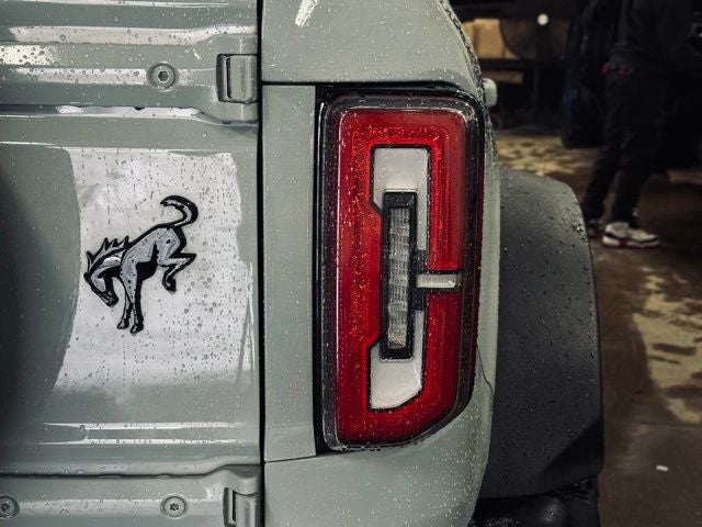 2021 Ford Bronco Base