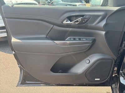 2023 GMC Acadia AWD SLT