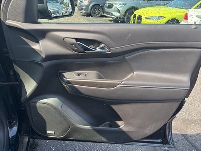 2023 GMC Acadia AWD SLT