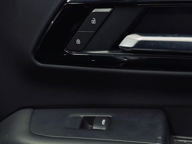 2025 Chevrolet Tahoe 4WD LT