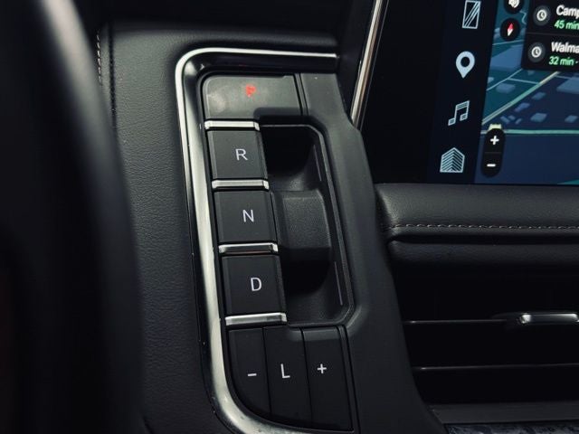 2023 Chevrolet Suburban 4WD High Country