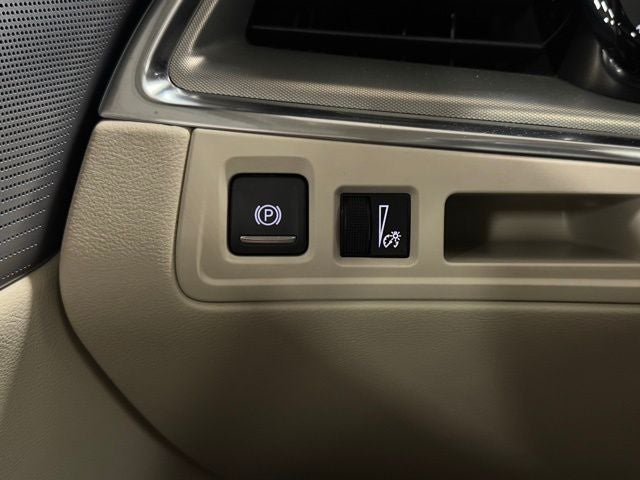 2023 Cadillac XT5 AWD Premium Luxury