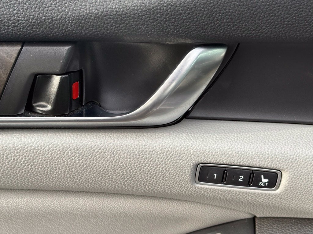 2020 Honda Accord Hybrid Touring