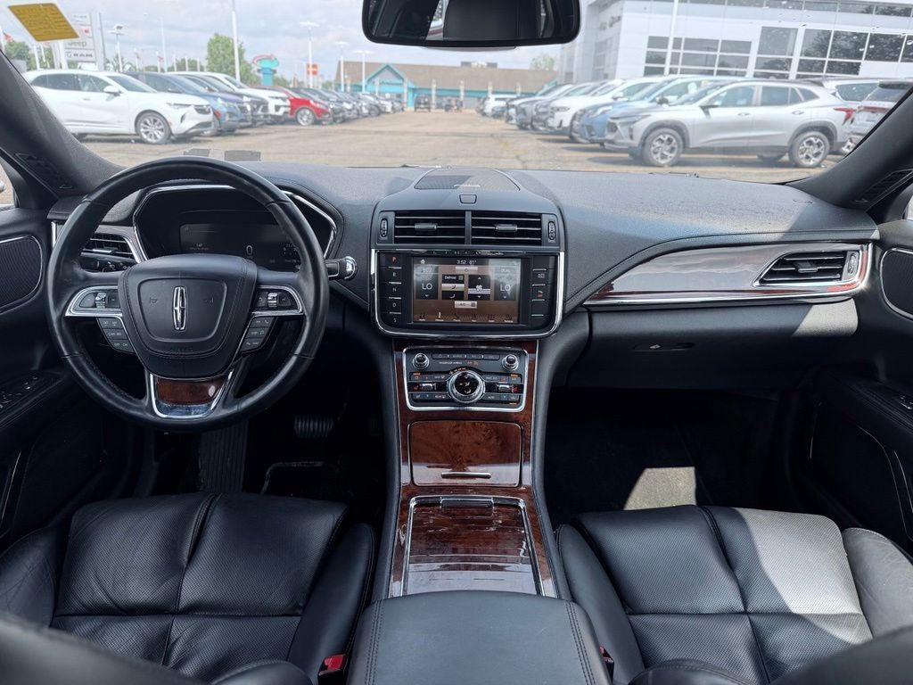 2017 Lincoln Continental Select