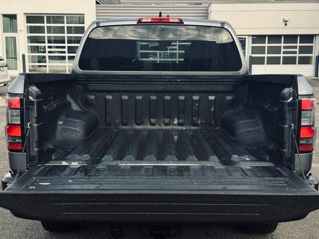 2024 Nissan Frontier Crew Cab S 4x4