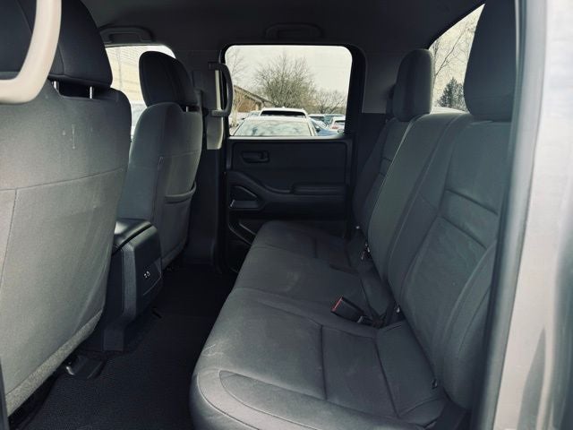 2024 Nissan Frontier Crew Cab S 4x4