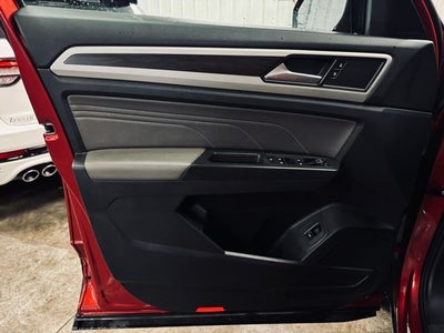 2022 Volkswagen Atlas 3.6L V6 SE w/Technology