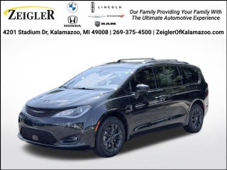 2020 Chrysler Pacifica AWD Launch Edition